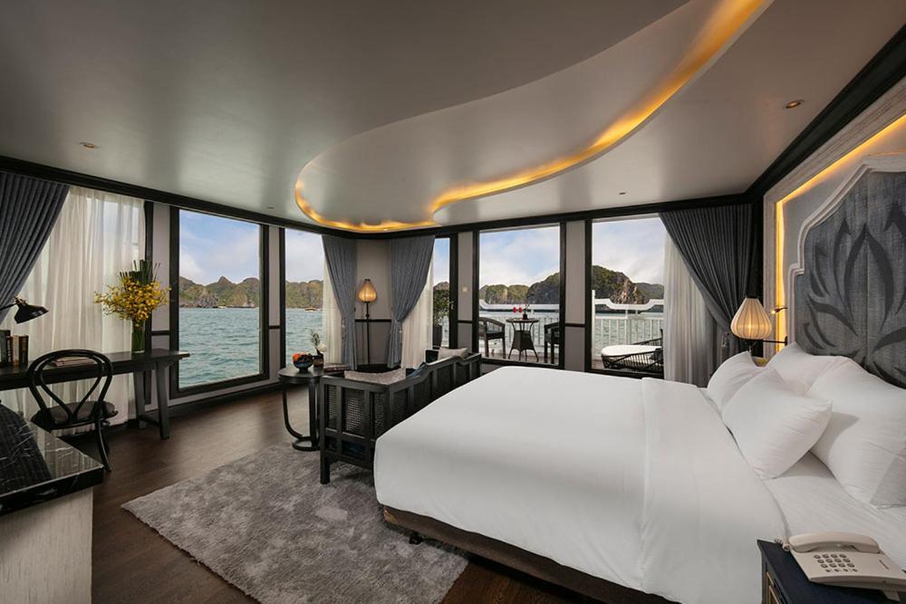 Lapinta Luxury Cruises Hotel Ha Long Bagian luar foto